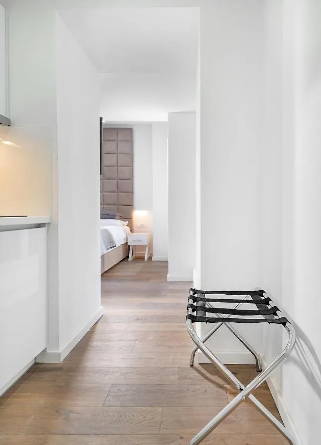 Feel Like An Emperor Apartments Split 0*,  Croacia