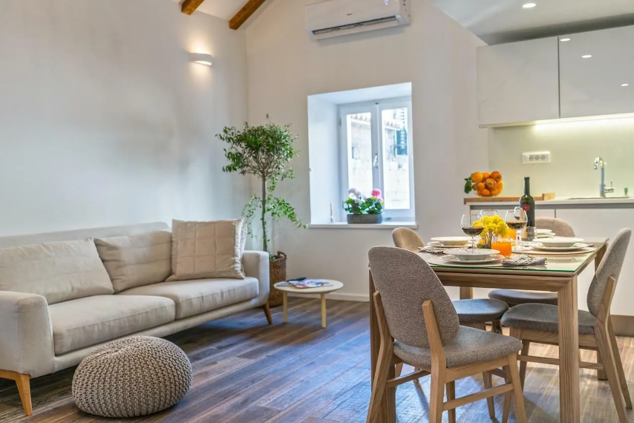 Feel Like An Emperor Apartments Split 0*,  Croacia