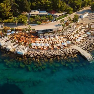 5* מלון Radisson Blu &